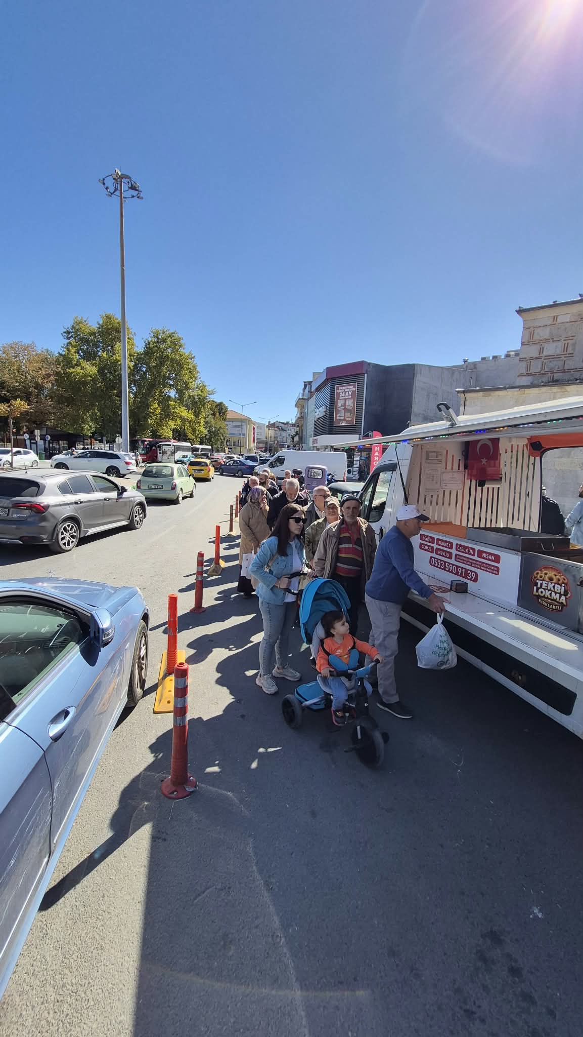 Altın Sarısı Çıtır Lokma Tatlısı